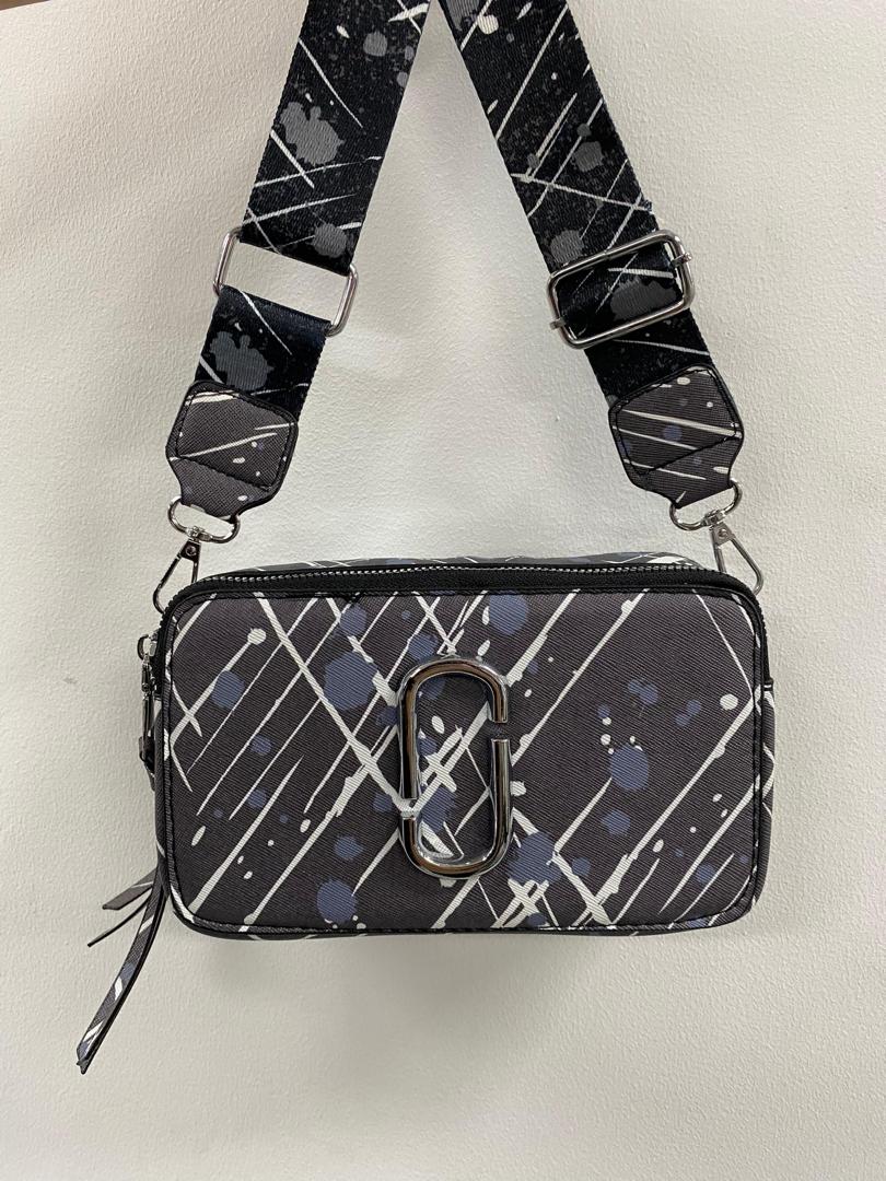 Cartera bandolera #CodM