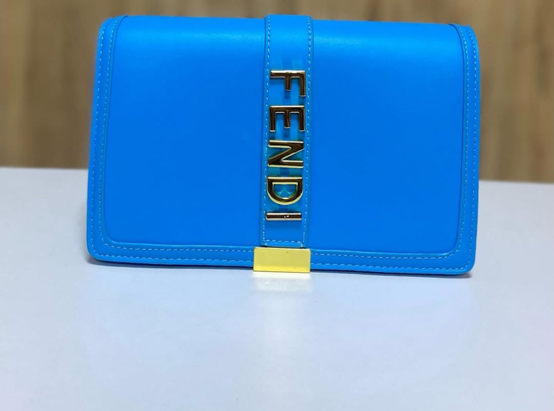 Cartera bandolera Fendi #CodU