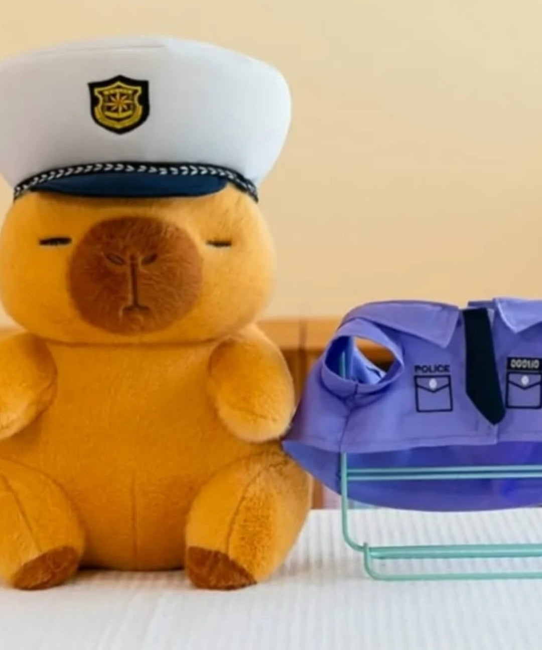 Peluche capypolicía 35cm #CodM