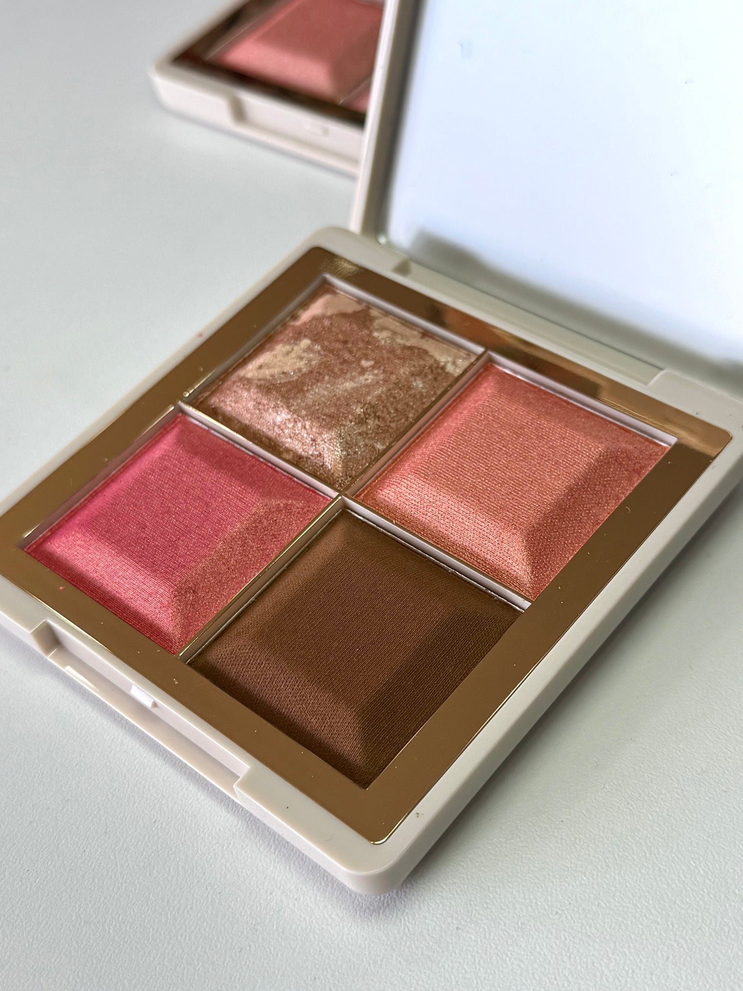 Paleta iluminadores montoc #CodO