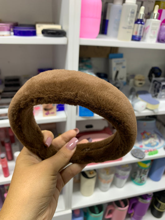 Cintillo peludo