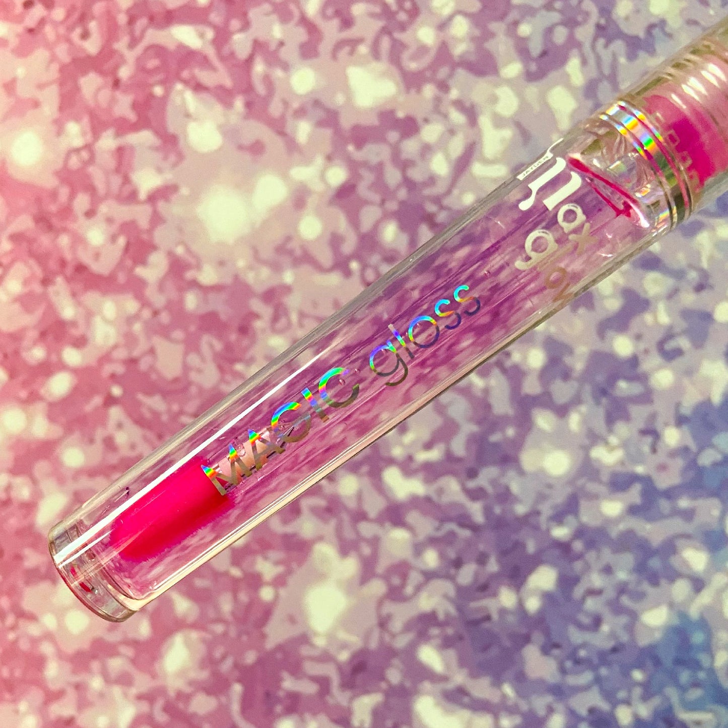 Brillo labial de la marca Maxglow #CodO