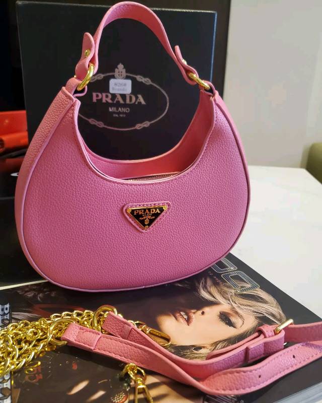 Cartera de mano Prada #CodU