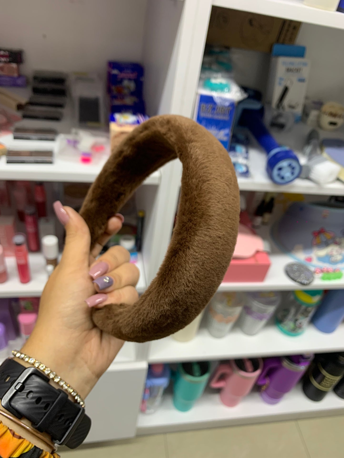 Cintillo peludo