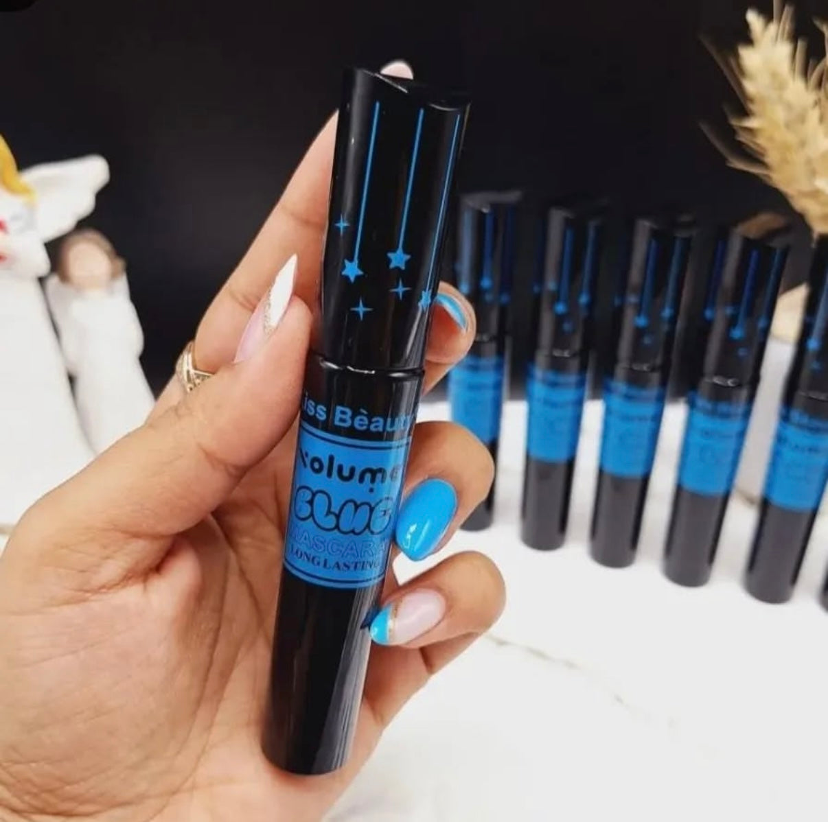 Máscara de pestañas azul Kiss Beauty #codU