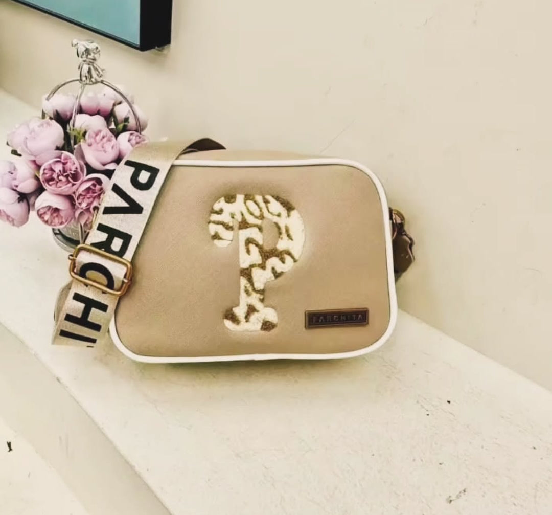 Cartera bandolera Parchita #CodW
