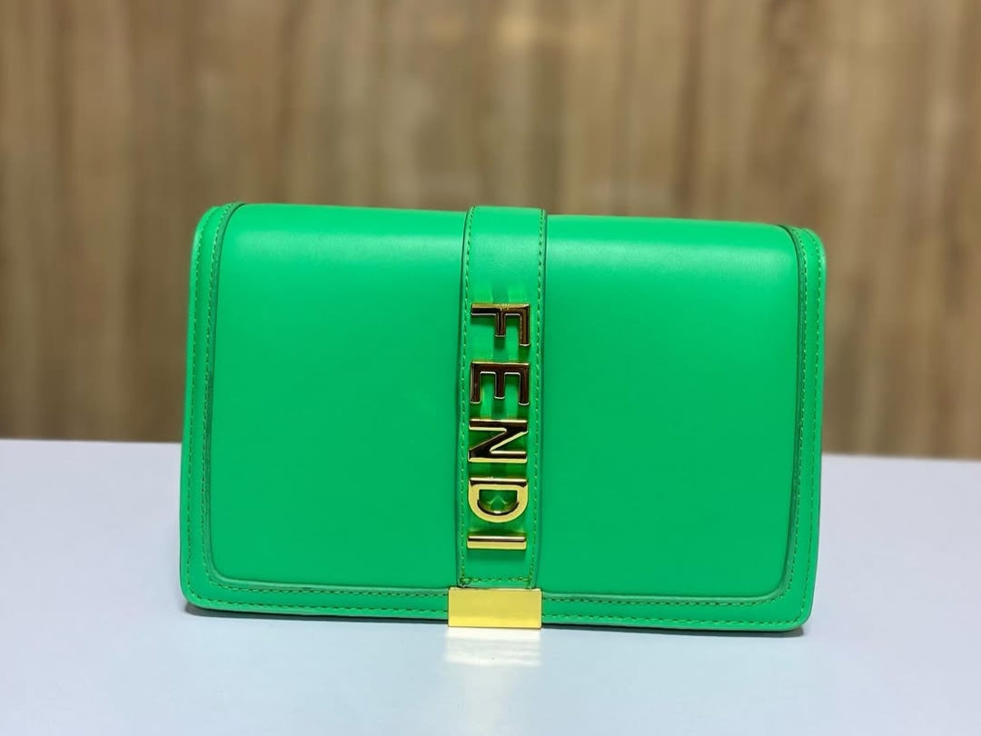 Cartera bandolera Fendi #CodU