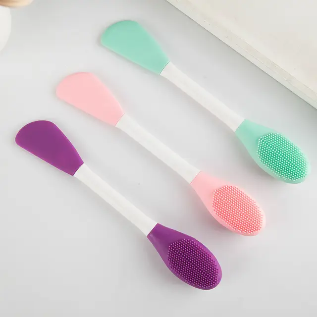 Cepillo 2en1 para exfoliar y aplicar mascarilla