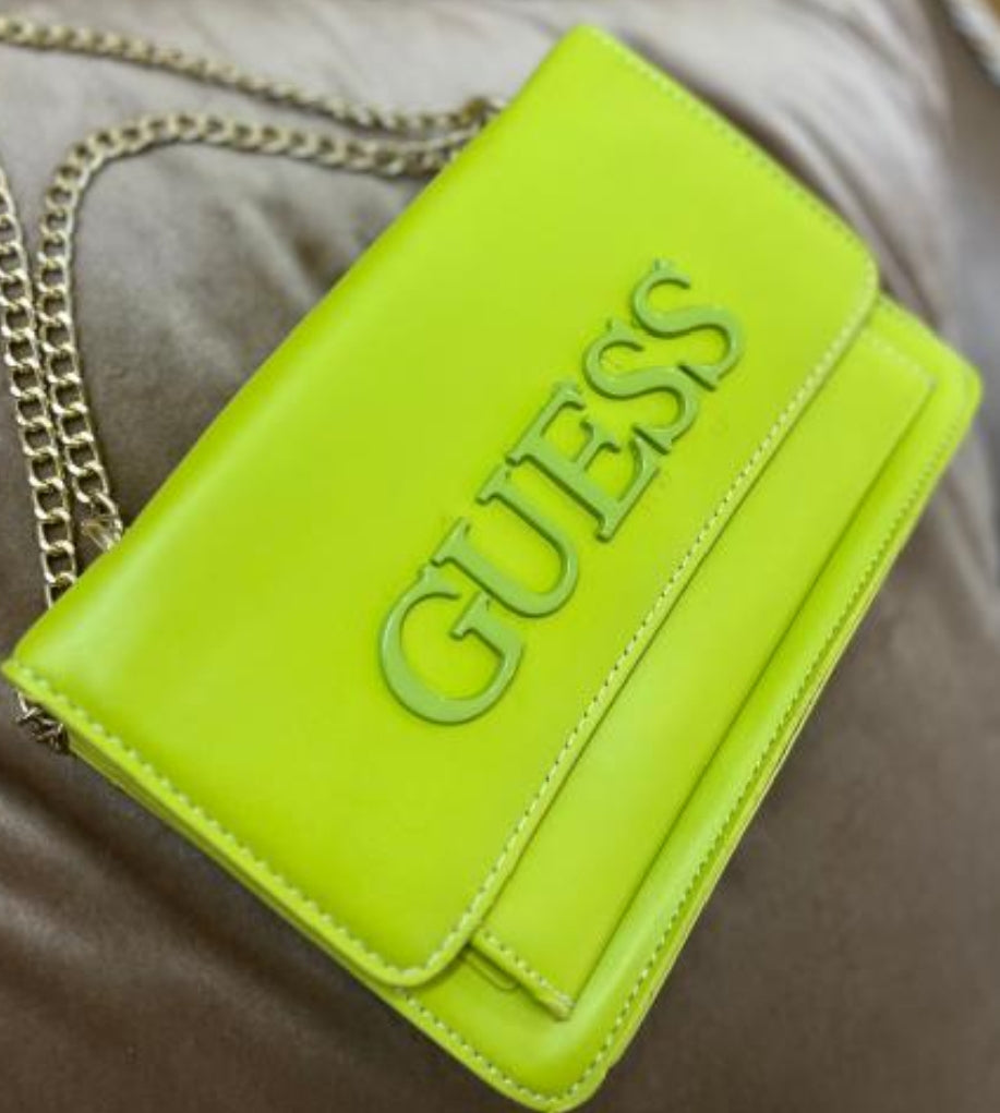 Cartera bandolera Guess #CodM